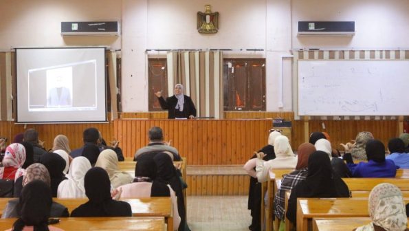 تأهيل موظفي خدمة المواطنين بلغة الإشارة – دمياط